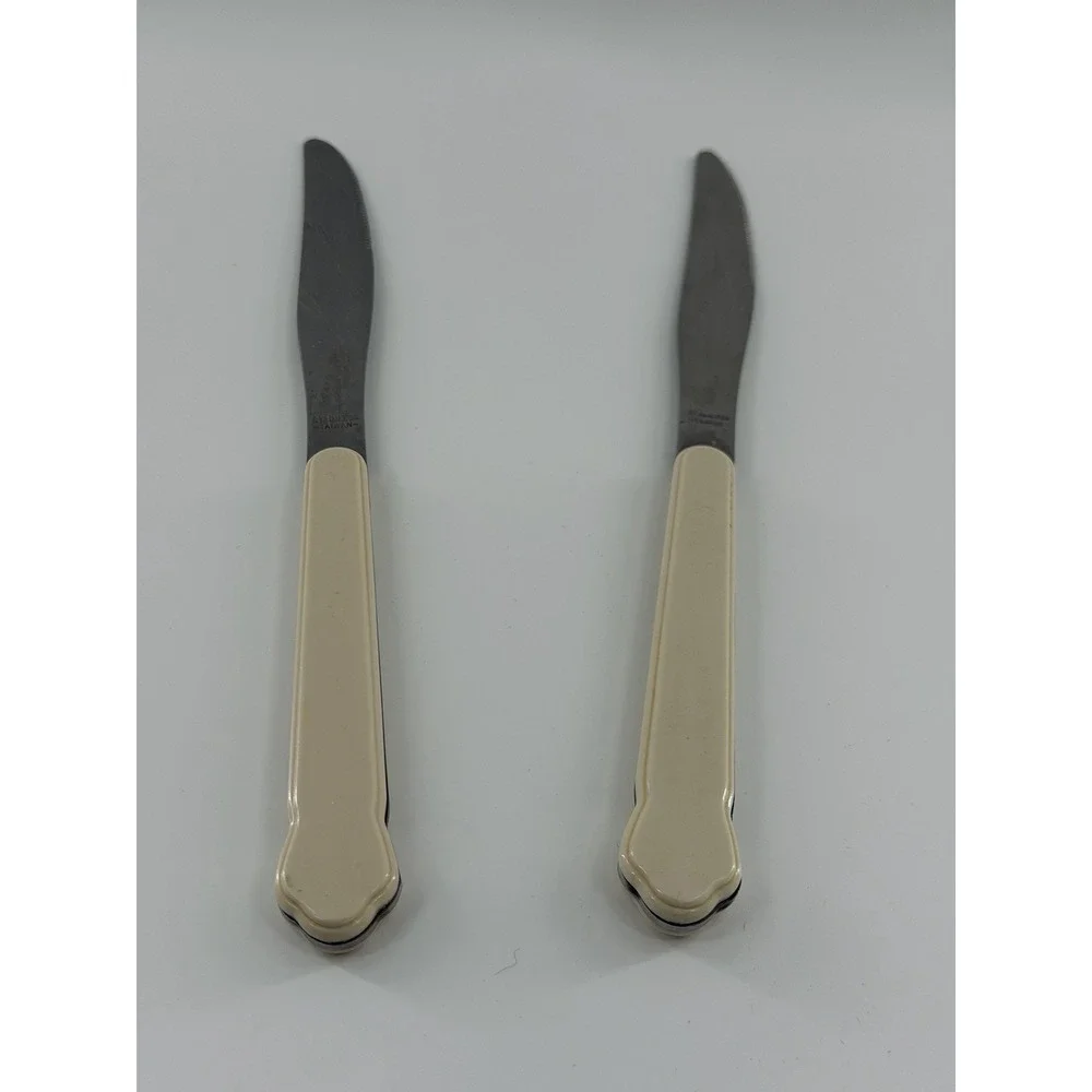 Pfaltzgraff Tea Rose Stainless Set of 2 Dinner Knives Vintage Flatware